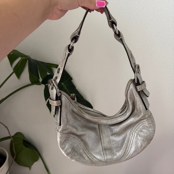 Y2K Vintage HTF Coach Mini Soho Shoulder Bag Silver Metallic Goat Suede 8B19 - Picture 1 of 10